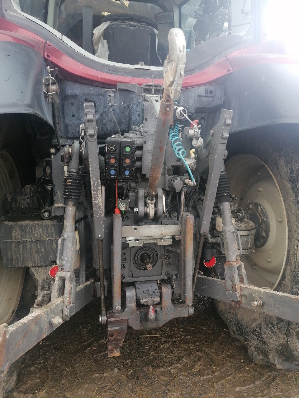 Traktor tip Valtra N 134 A, Gebrauchtmaschine in Combourg (Poză 8)