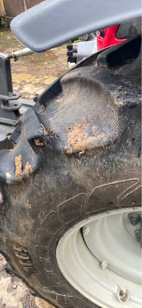 Traktor типа Valtra N 134 A, Gebrauchtmaschine в Millau (Фотография 7)