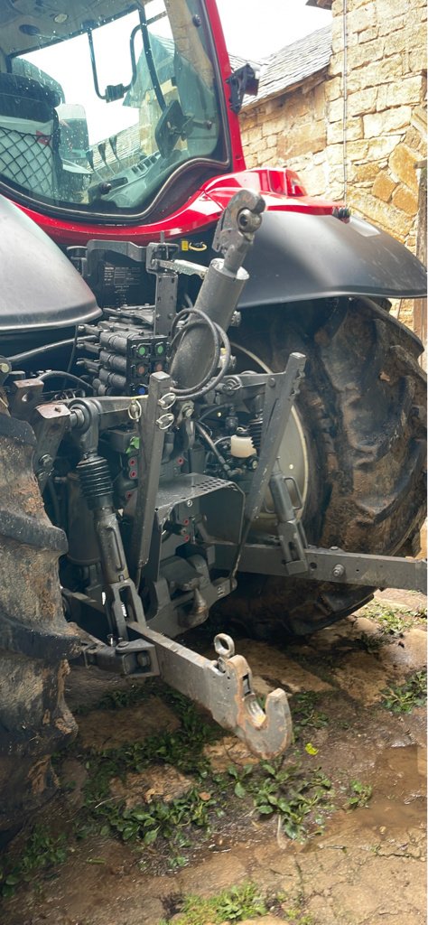 Traktor типа Valtra N 134 A, Gebrauchtmaschine в Millau (Фотография 9)