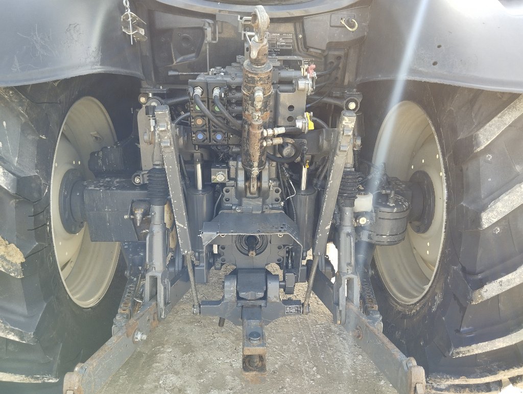 Traktor типа Valtra N 134 ACTIVE, Gebrauchtmaschine в Saint-Affrique (Фотография 5)