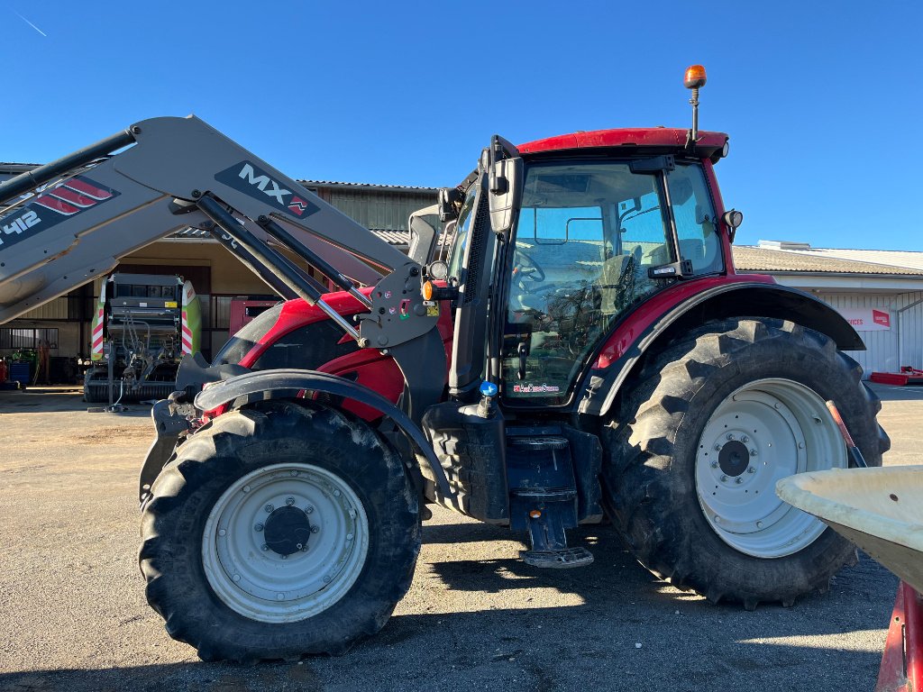 Traktor του τύπου Valtra N 134 D SmartTouch, Gebrauchtmaschine σε LACAPELLE-MARIVAL (Φωτογραφία 2)