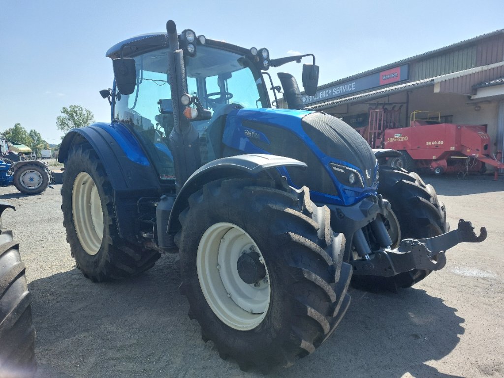 Traktor Türe ait Valtra N 134 D, Gebrauchtmaschine içinde LACAPELLE-MARIVAL (resim 1)