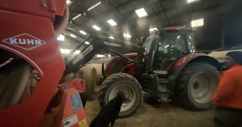 Traktor типа Valtra N 134 H5, Gebrauchtmaschine в Millau (Фотография 1)