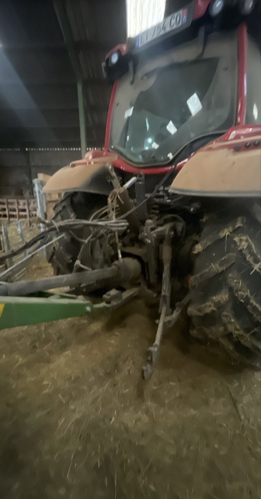 Traktor типа Valtra N 134 H5, Gebrauchtmaschine в Millau (Фотография 11)