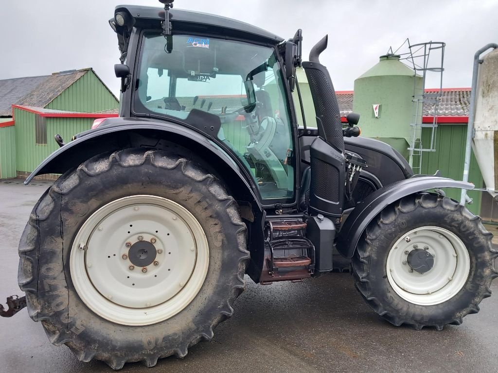 Traktor типа Valtra N 134 HiTech, Gebrauchtmaschine в BRECE (Фотография 5)