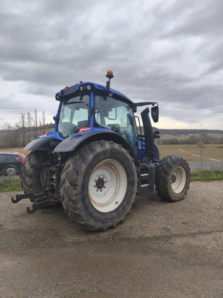 Traktor del tipo Valtra N 135 D SmartTouch, Gebrauchtmaschine en LACAPELLE-MARIVAL (Imagen 3)