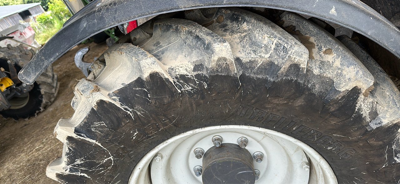 Traktor του τύπου Valtra N 135 DIRECT, Gebrauchtmaschine σε LACAPELLE-MARIVAL (Φωτογραφία 9)