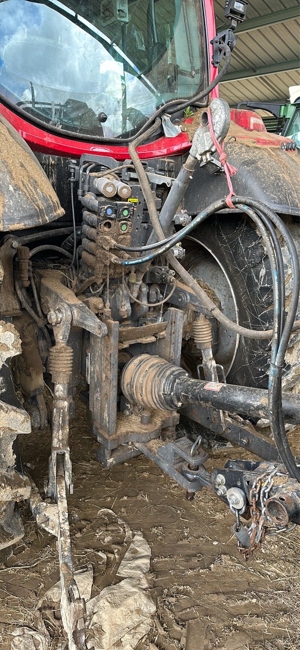 Traktor του τύπου Valtra N 135 DIRECT, Gebrauchtmaschine σε LACAPELLE-MARIVAL (Φωτογραφία 11)