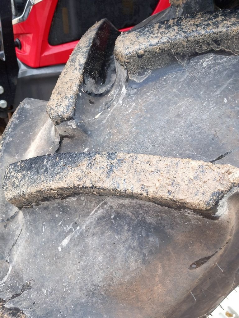 Traktor типа Valtra N 135 HITECH 5, Gebrauchtmaschine в Saint-Affrique (Фотография 7)