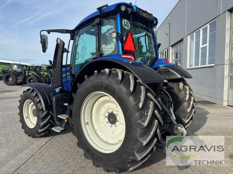Traktor типа Valtra N 135 V 2B1, Gebrauchtmaschine в Salzkotten (Фотография 4)