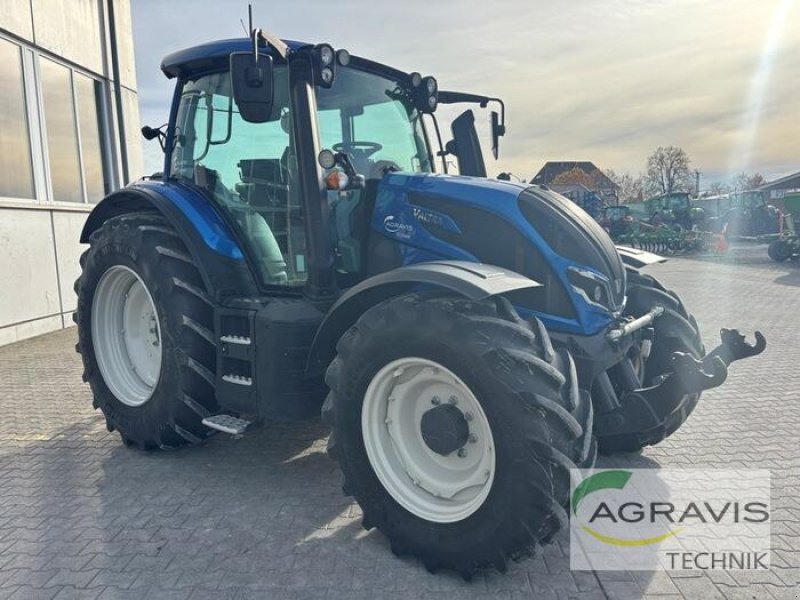 Traktor типа Valtra N 135 V 2B1, Gebrauchtmaschine в Salzkotten (Фотография 2)