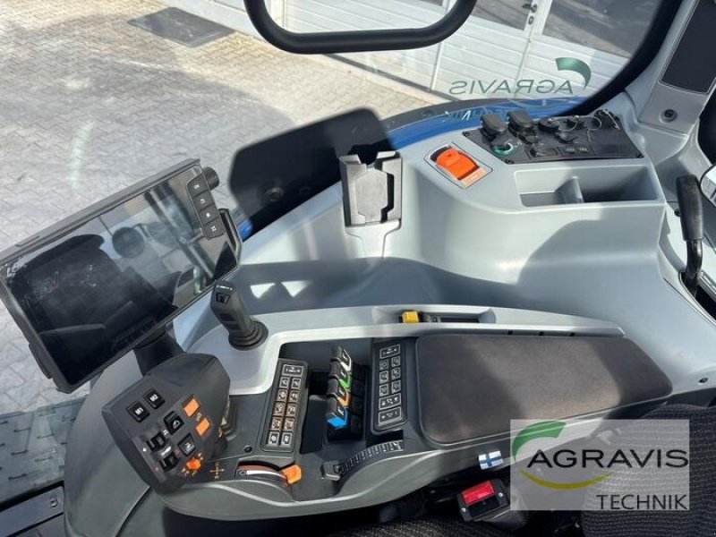 Traktor типа Valtra N 135 V 2B1, Gebrauchtmaschine в Salzkotten (Фотография 7)