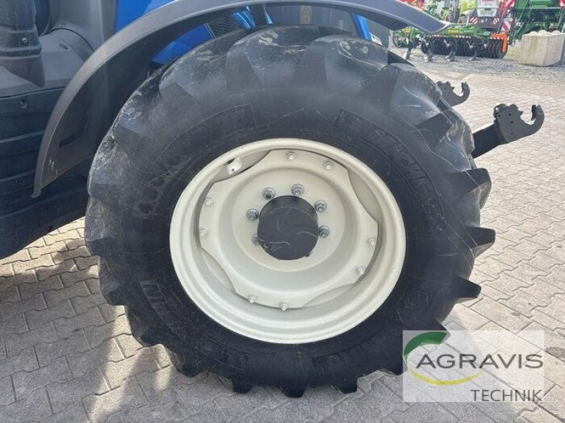 Traktor типа Valtra N 135 V 2B1, Gebrauchtmaschine в Salzkotten (Фотография 18)