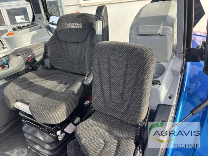 Traktor типа Valtra N 135 V 2B1, Gebrauchtmaschine в Salzkotten (Фотография 10)