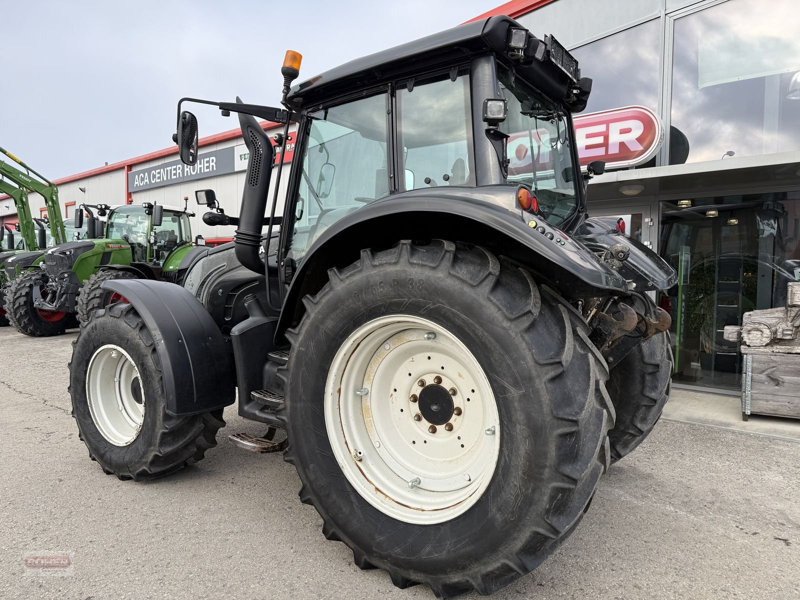 Traktor del tipo Valtra N 142 Direct, Gebrauchtmaschine en Wieselburg Land (Imagen 3)