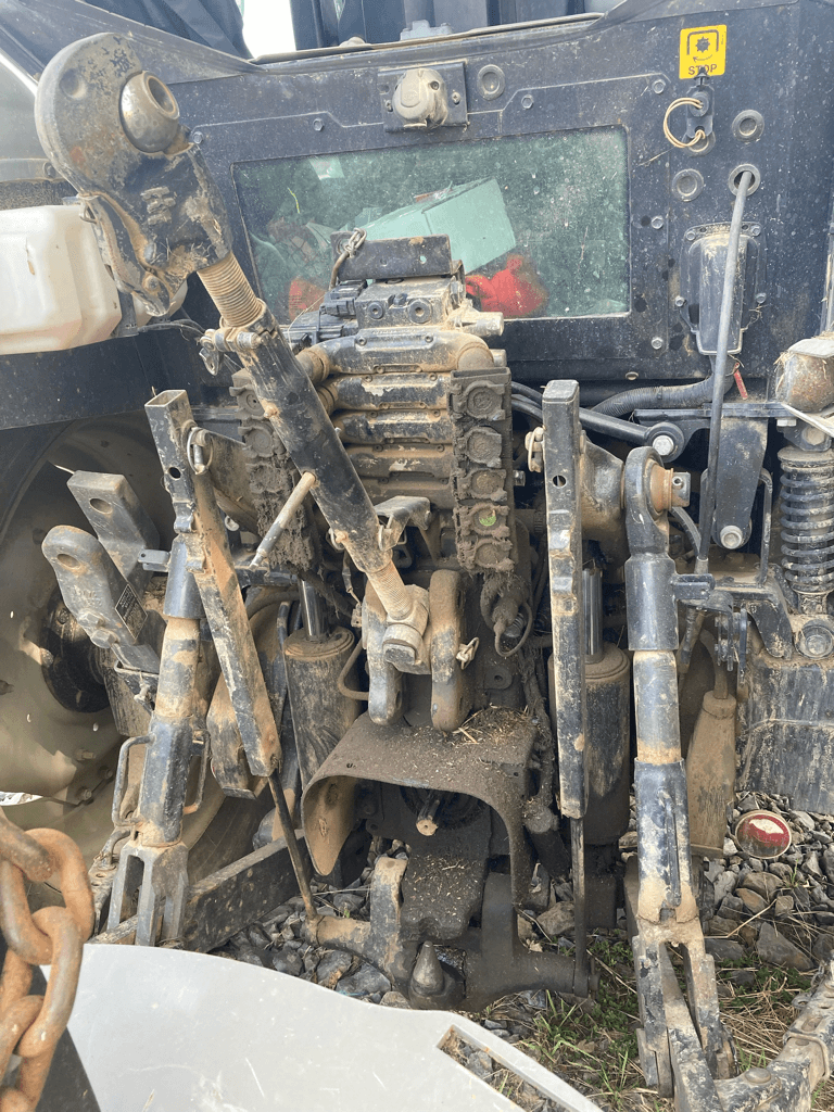 Traktor typu Valtra N 142, Gebrauchtmaschine v TREMEUR (Obrázek 4)