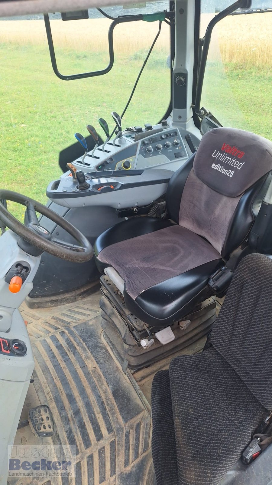 Traktor tipa Valtra N 154 Activ, Gebrauchtmaschine u Weimar-Niederwalgern (Slika 8)