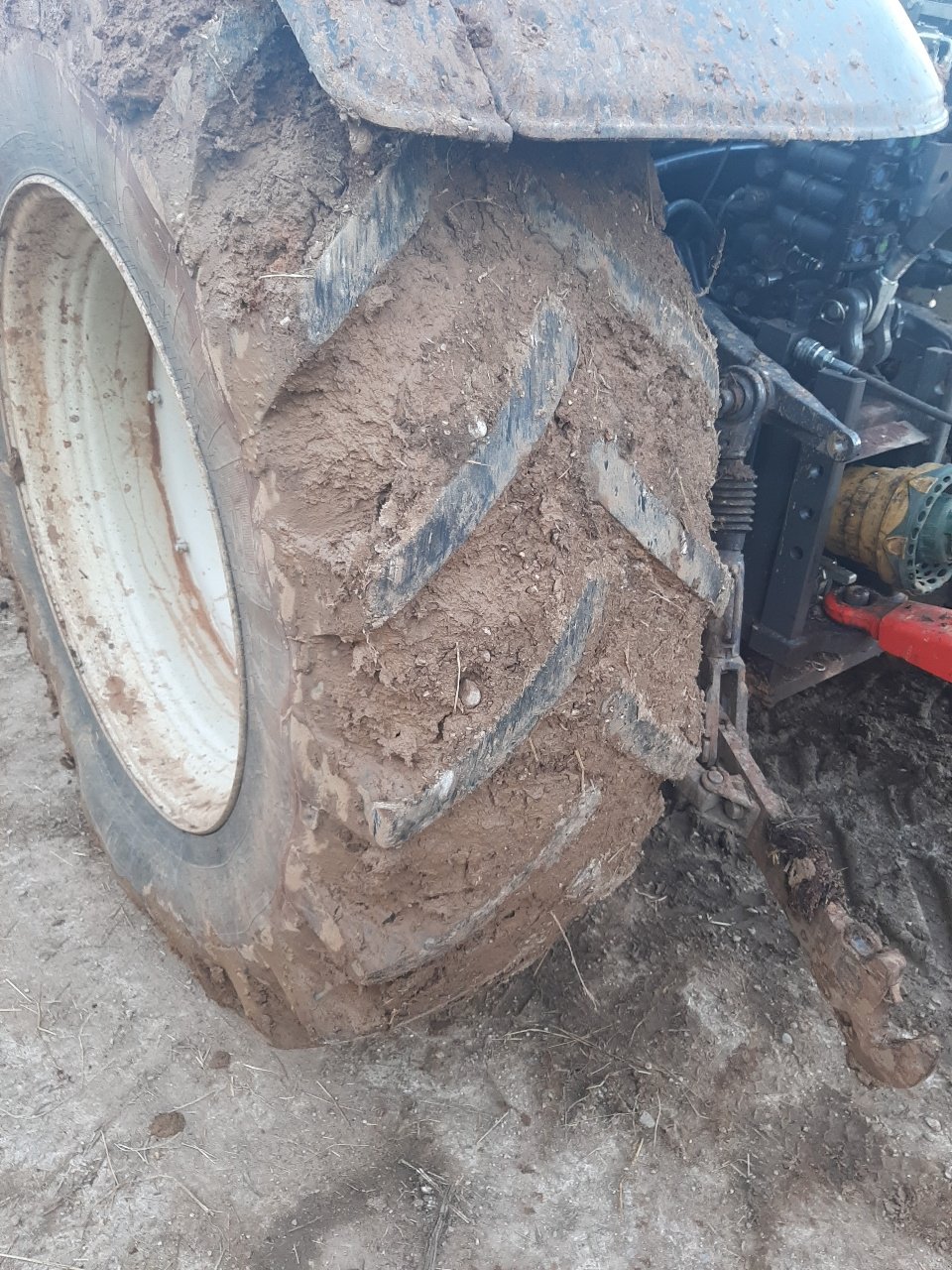 Traktor типа Valtra N 154 direct, Gebrauchtmaschine в LABASTIDE MURAT (Фотография 9)