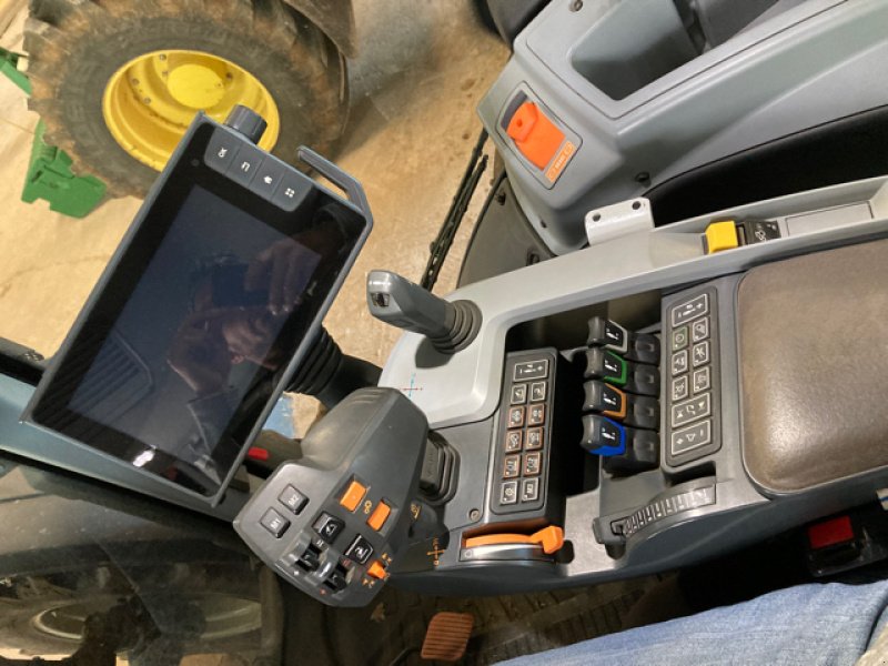 Traktor του τύπου Valtra N 154, Gebrauchtmaschine σε Neuilly-Crimolois (Φωτογραφία 8)