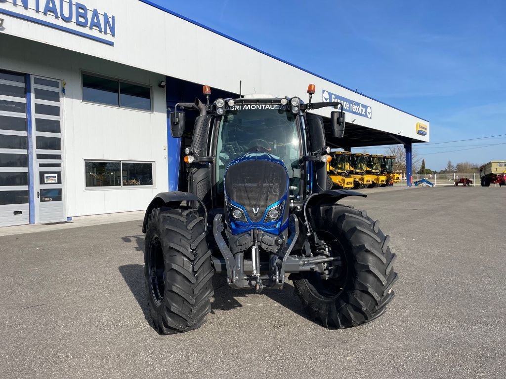 Traktor of the type Valtra N 154, Gebrauchtmaschine in Montauban (Picture 2)