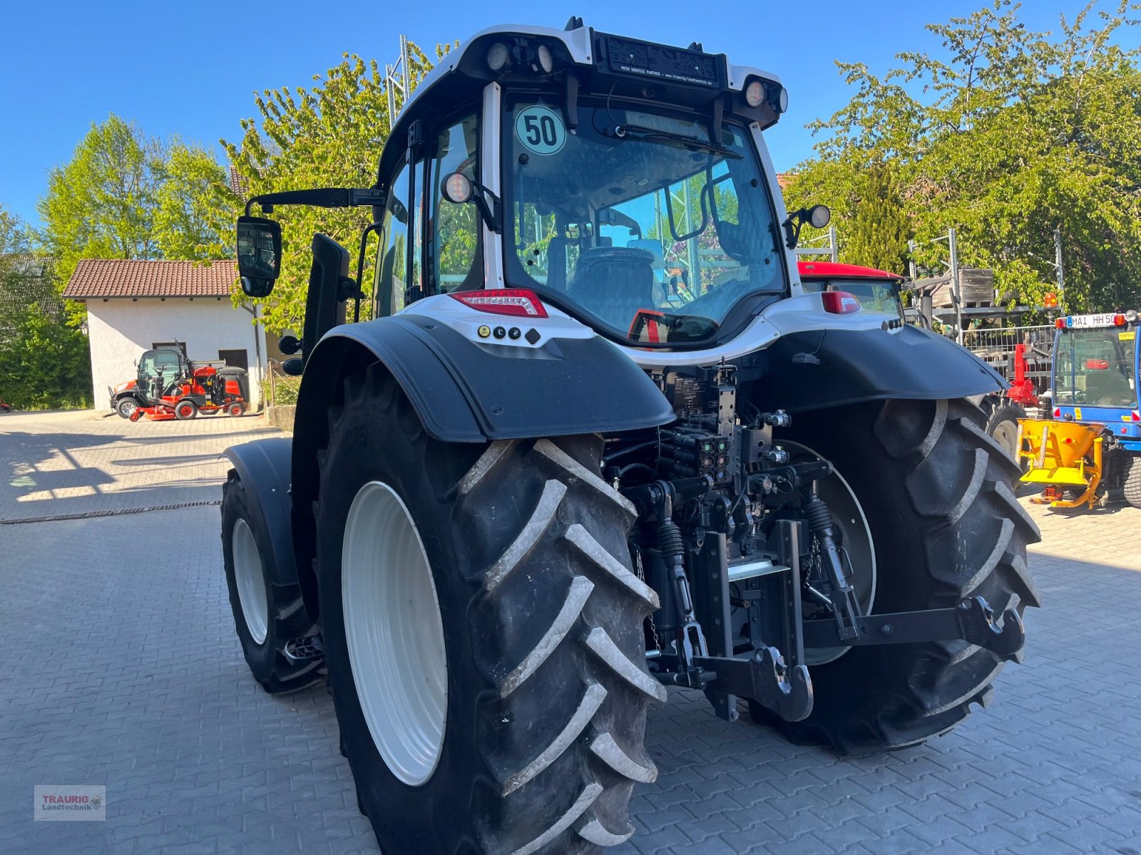 Traktor tipa Valtra N 155 A, Neumaschine u Mainburg/Wambach (Slika 9)
