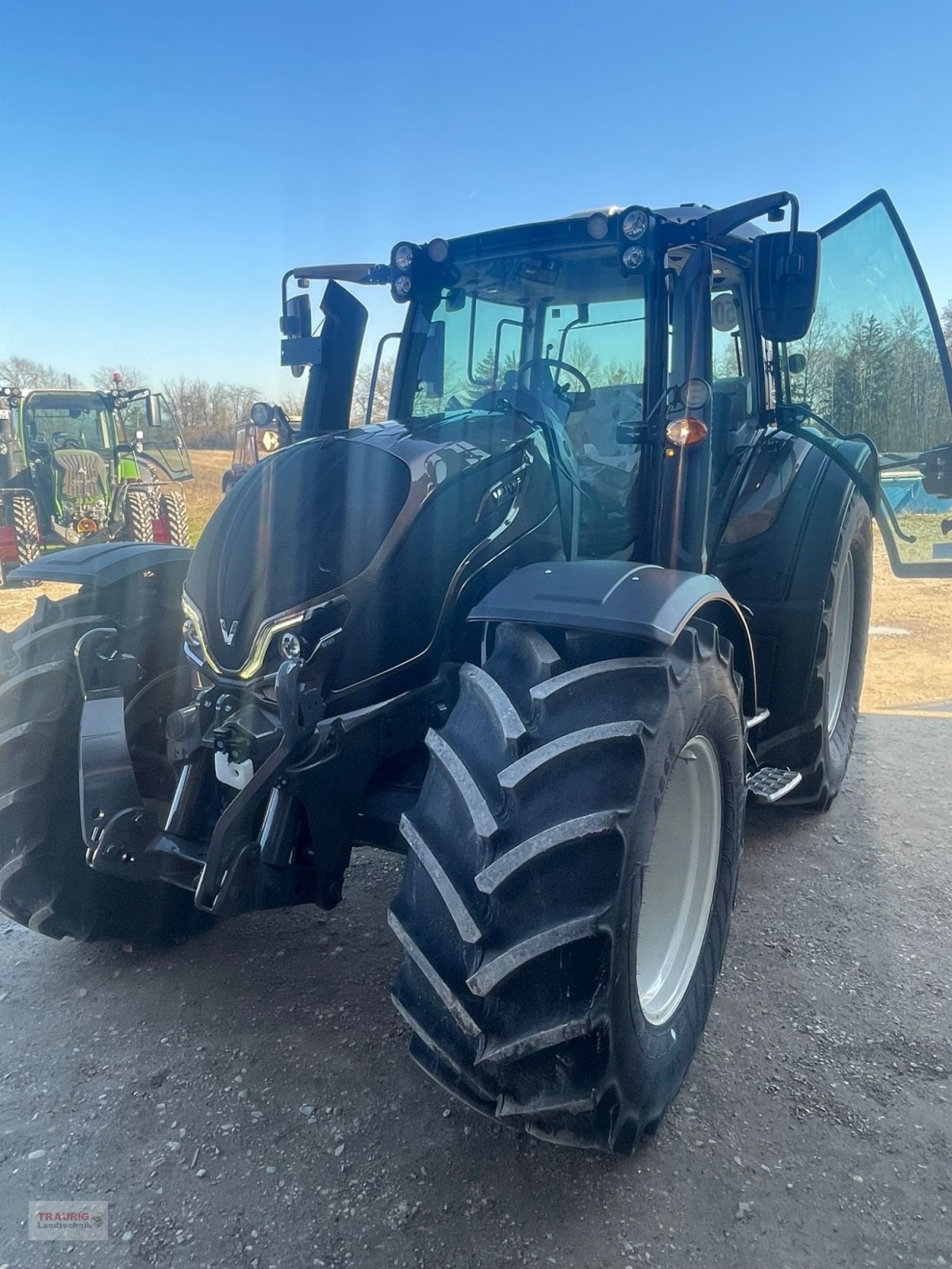 Traktor typu Valtra N 155 D, Neumaschine v Mainburg/Wambach (Obrázek 11)