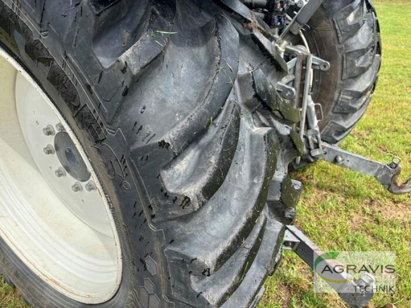 Traktor of the type Valtra N 155 EA 2B1, Gebrauchtmaschine in Schladen (Picture 11)