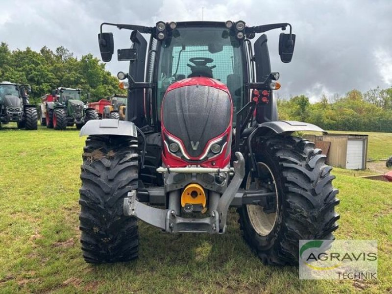 Traktor of the type Valtra N 155 EA 2B1, Gebrauchtmaschine in Schladen (Picture 2)