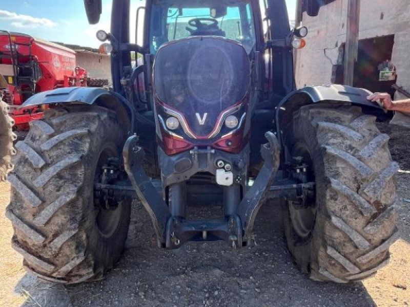 Traktor от тип Valtra N 155 ED, Gebrauchtmaschine в CHAMPLECY
