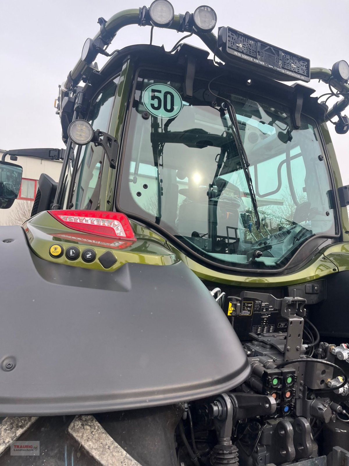 Traktor typu Valtra N 155 Rüfa und Forstkabine, FL, Neumaschine v Mainburg/Wambach (Obrázek 9)