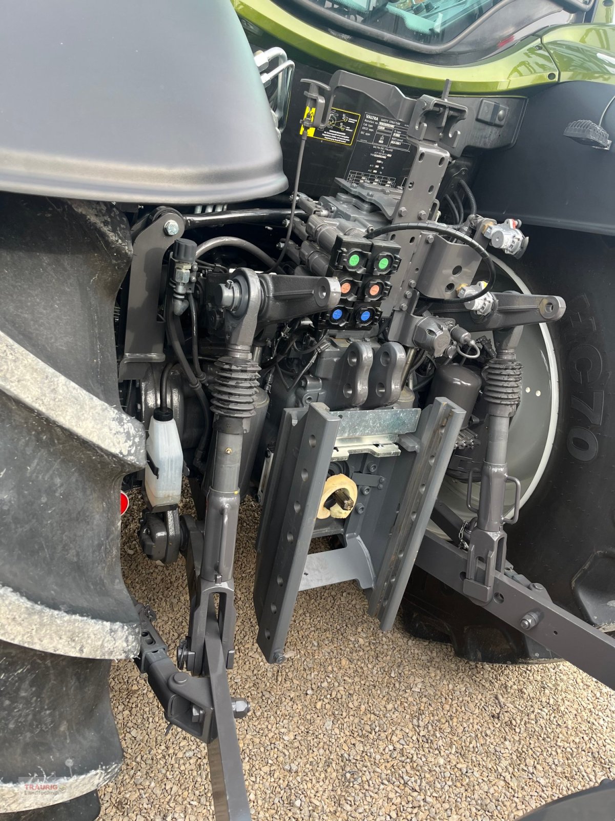 Traktor typu Valtra N 155 Rüfa und Forstkabine, FL, Neumaschine v Mainburg/Wambach (Obrázek 11)