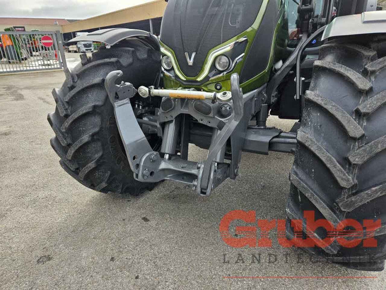 Traktor of the type Valtra N 155e D 2B1 FL, Gebrauchtmaschine in Ampfing (Picture 12)