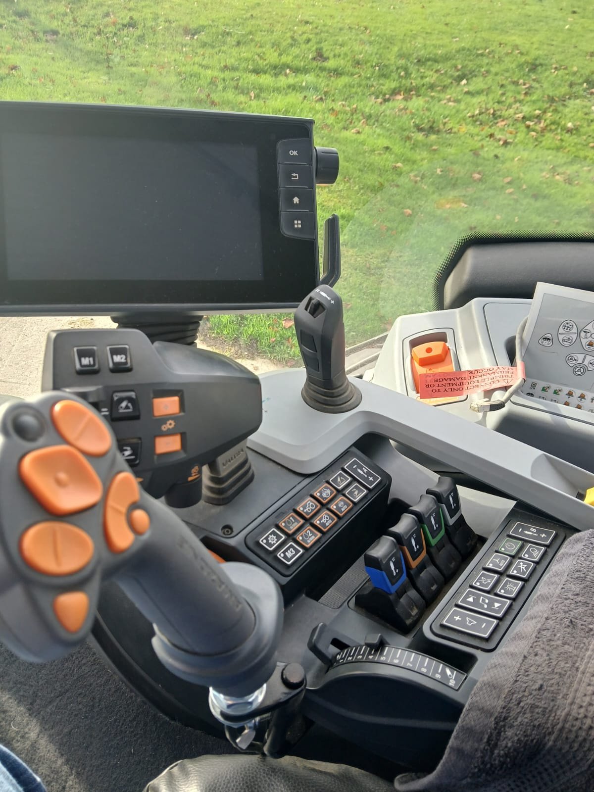 Traktor des Typs Valtra N 174 direct, Gebrauchtmaschine in Donaueschingen (Bild 7)