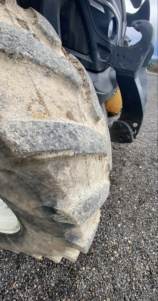 Traktor του τύπου Valtra N 174 V SmartTouch, Gebrauchtmaschine σε Nasbinals (Φωτογραφία 9)