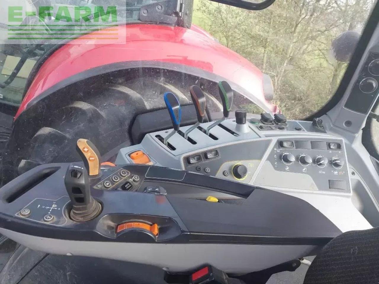 Traktor van het type Valtra n 174, Gebrauchtmaschine in CHAUVONCOURT (Foto 10)