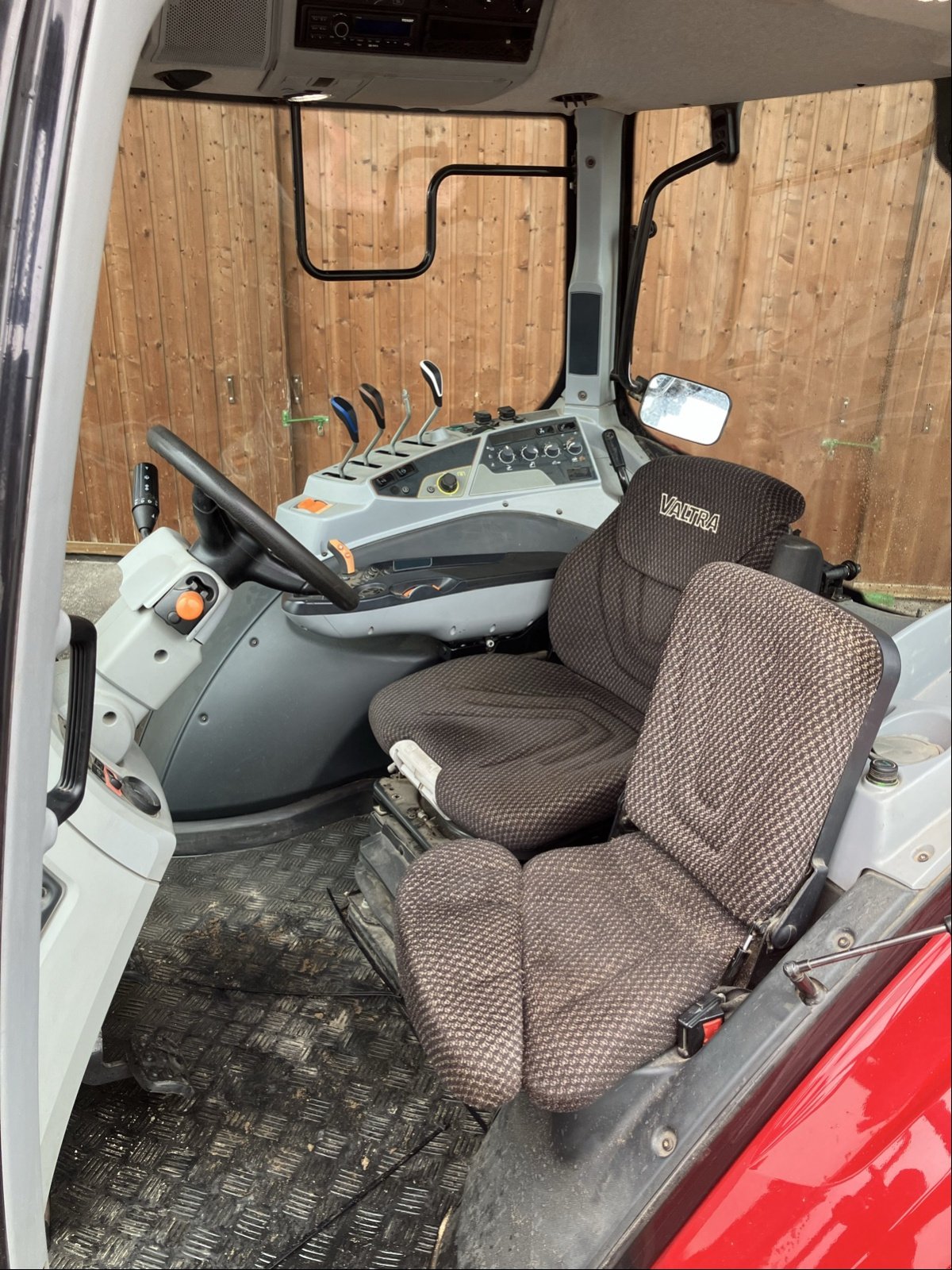 Traktor typu Valtra N 174, Gebrauchtmaschine v Voitze (Obrázok 2)