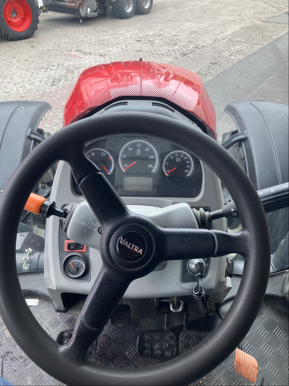 Traktor typu Valtra N 174, Gebrauchtmaschine v Voitze (Obrázok 5)
