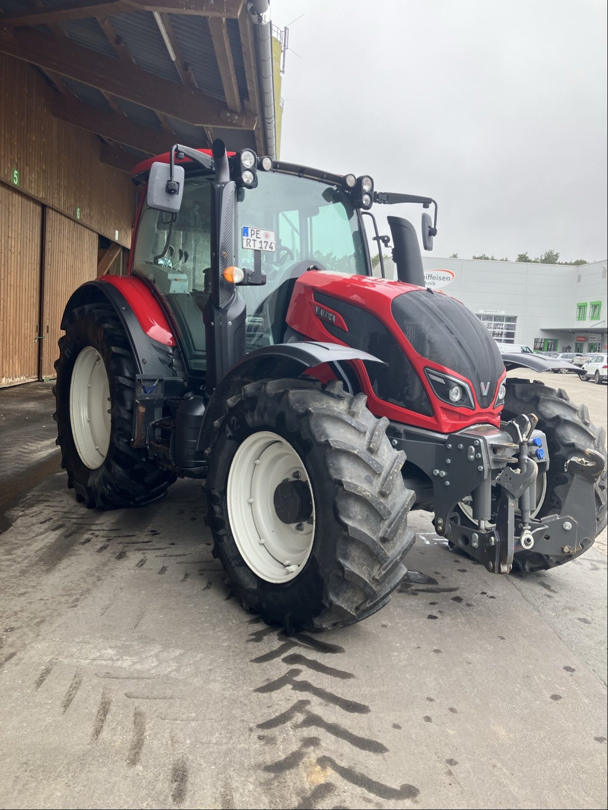 Traktor typu Valtra N 174, Gebrauchtmaschine v Voitze (Obrázok 9)