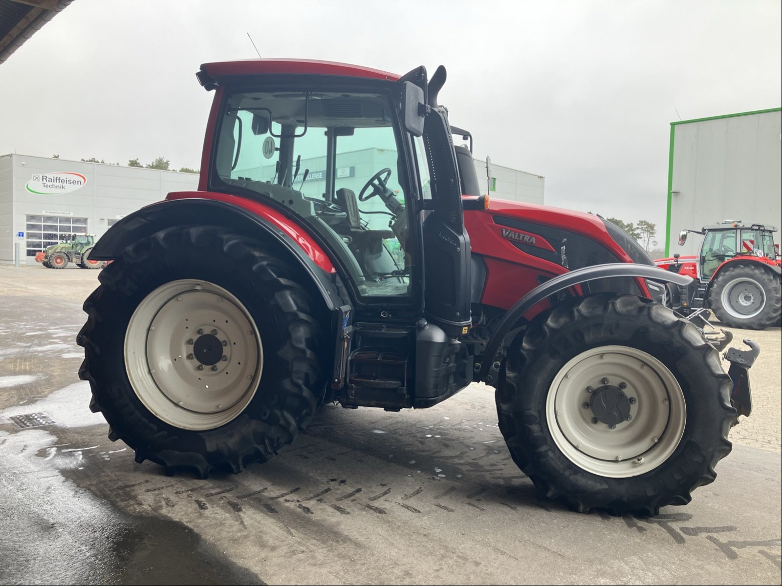 Traktor typu Valtra N 174, Gebrauchtmaschine v Voitze (Obrázok 10)