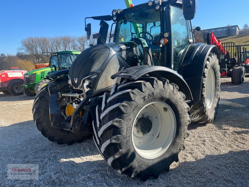 Traktor от тип Valtra N 174D mit Rüfa, Gebrauchtmaschine в Mainburg/Wambach (Снимка 1)