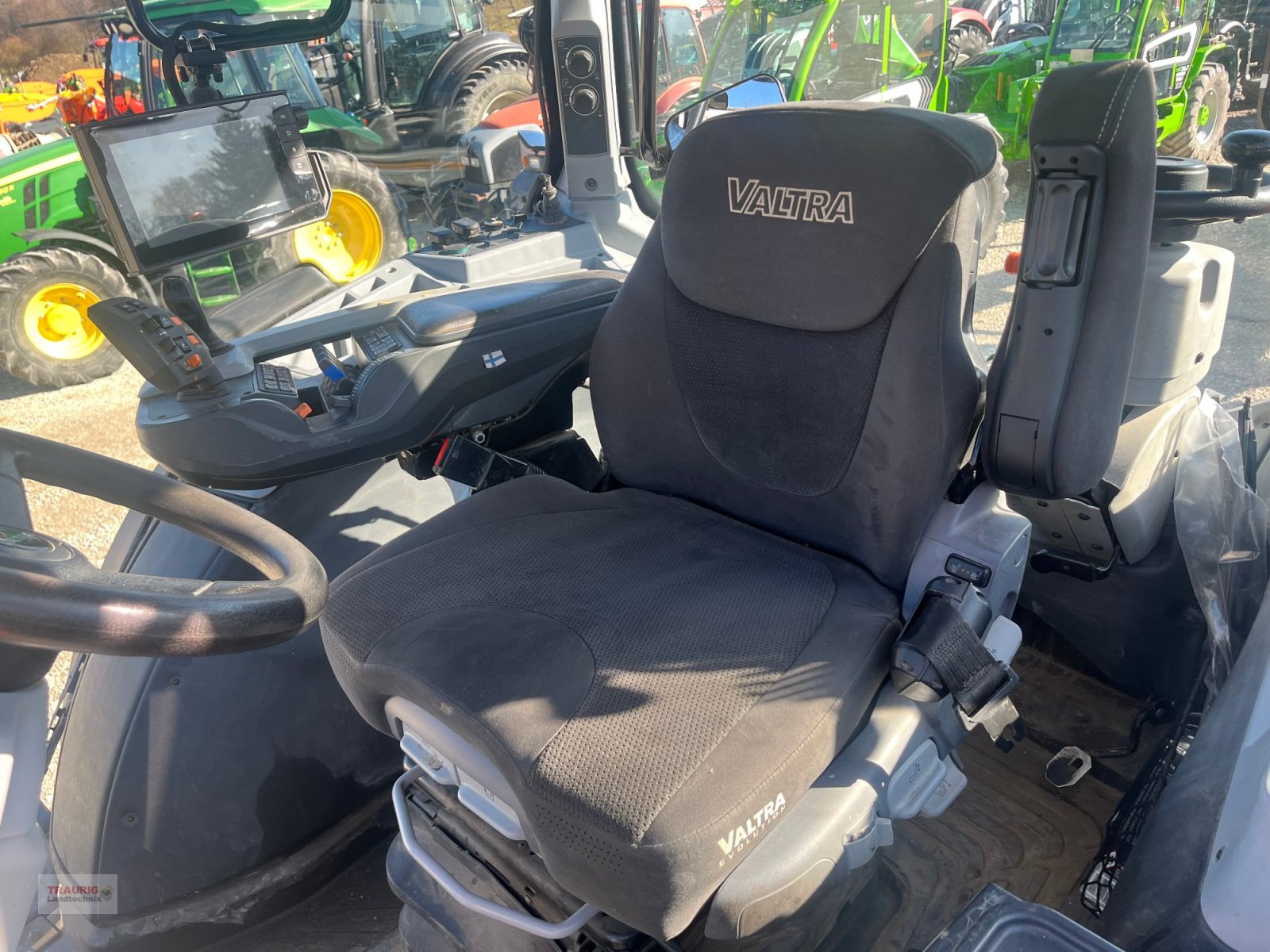 Traktor typu Valtra N 174D mit Rüfa, Gebrauchtmaschine v Mainburg/Wambach (Obrázek 15)