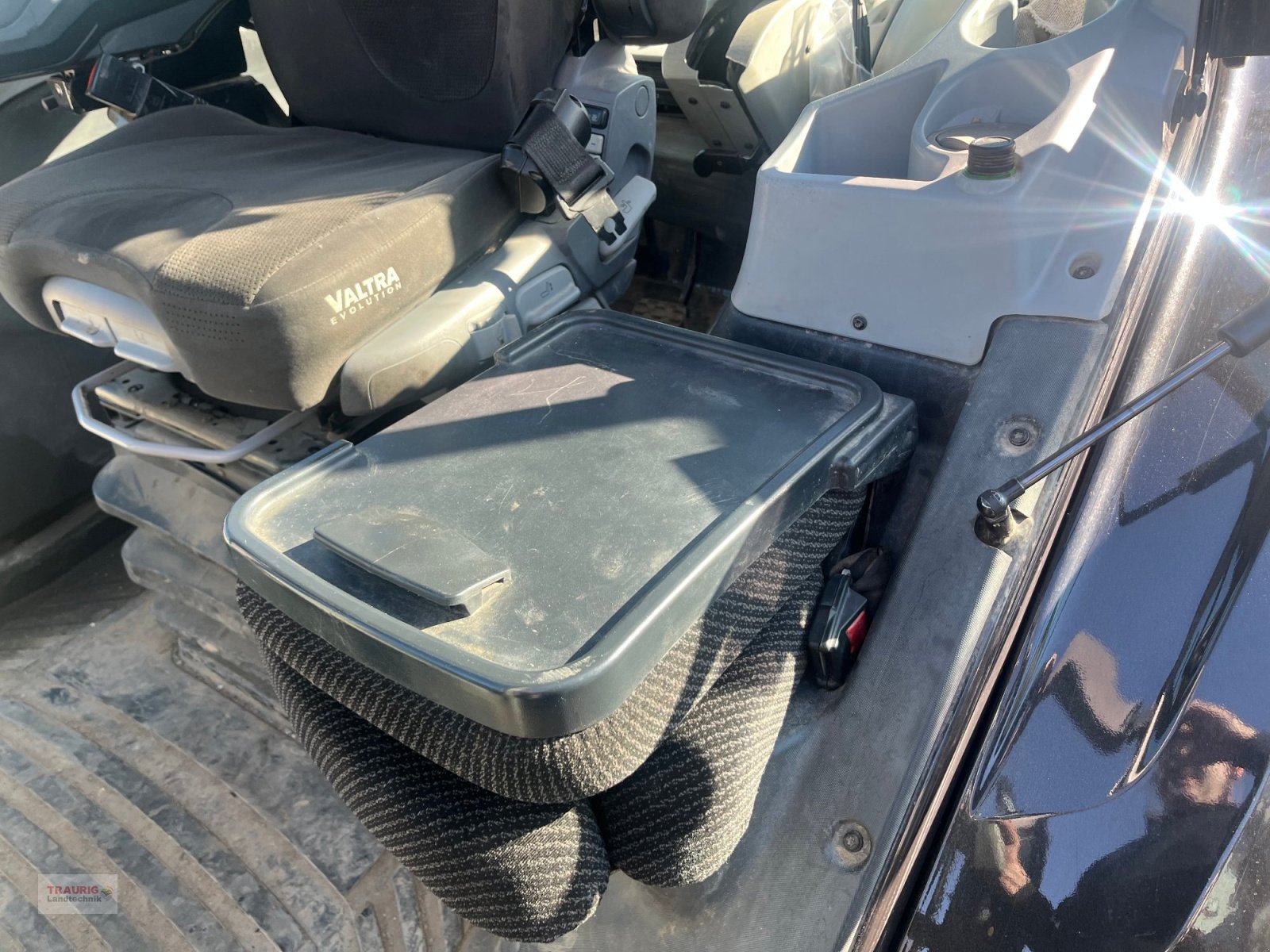 Traktor typu Valtra N 174D mit Rüfa, Gebrauchtmaschine v Mainburg/Wambach (Obrázek 19)