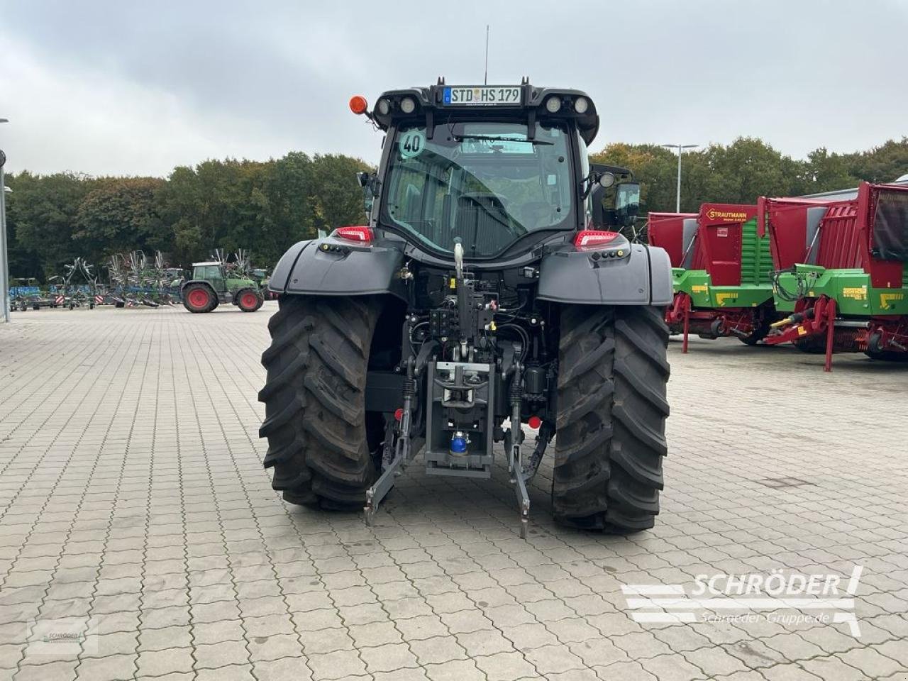 Traktor des Typs Valtra N 175 A, Neumaschine in Holdorf (Bild 7)