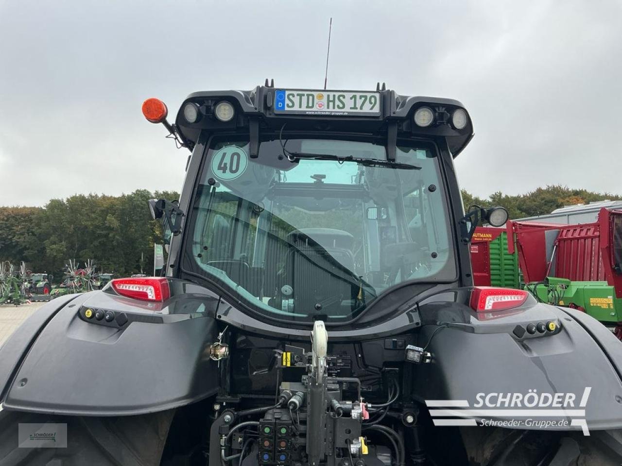Traktor des Typs Valtra N 175 A, Neumaschine in Holdorf (Bild 13)
