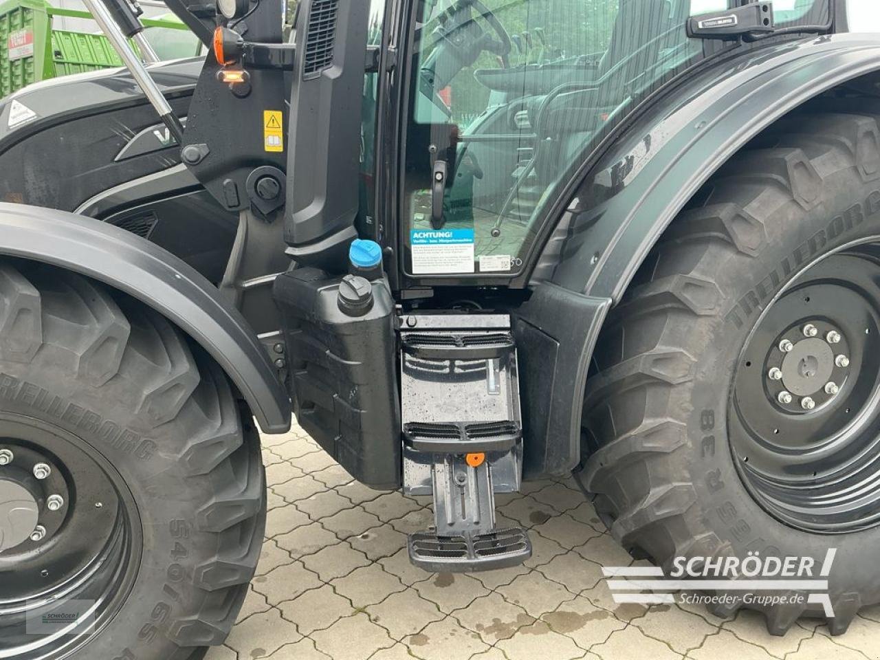 Traktor des Typs Valtra N 175 A, Neumaschine in Holdorf (Bild 14)