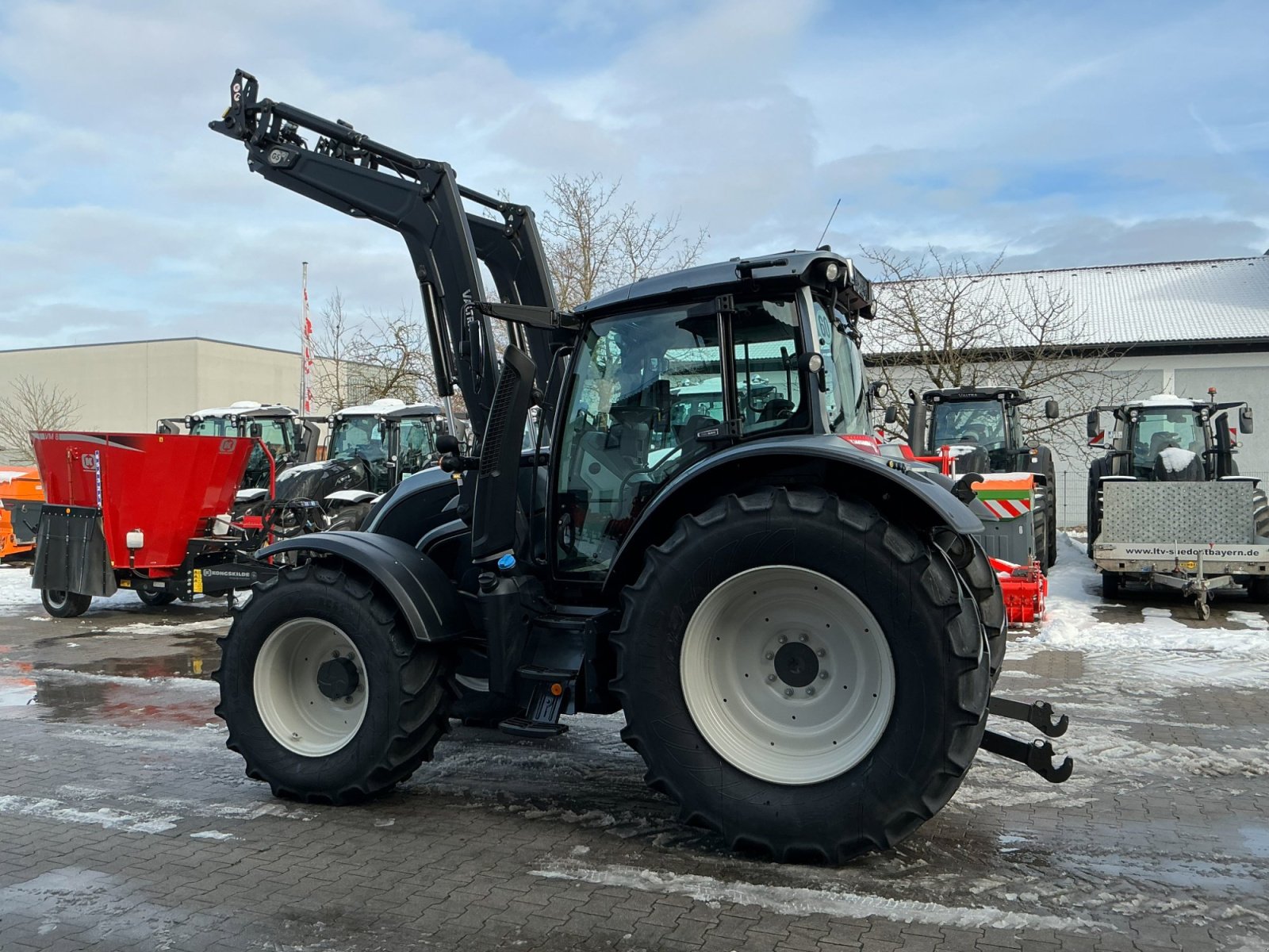 Traktor za tip Valtra N 175 D, Gebrauchtmaschine u Deggendorf (Slika 5)