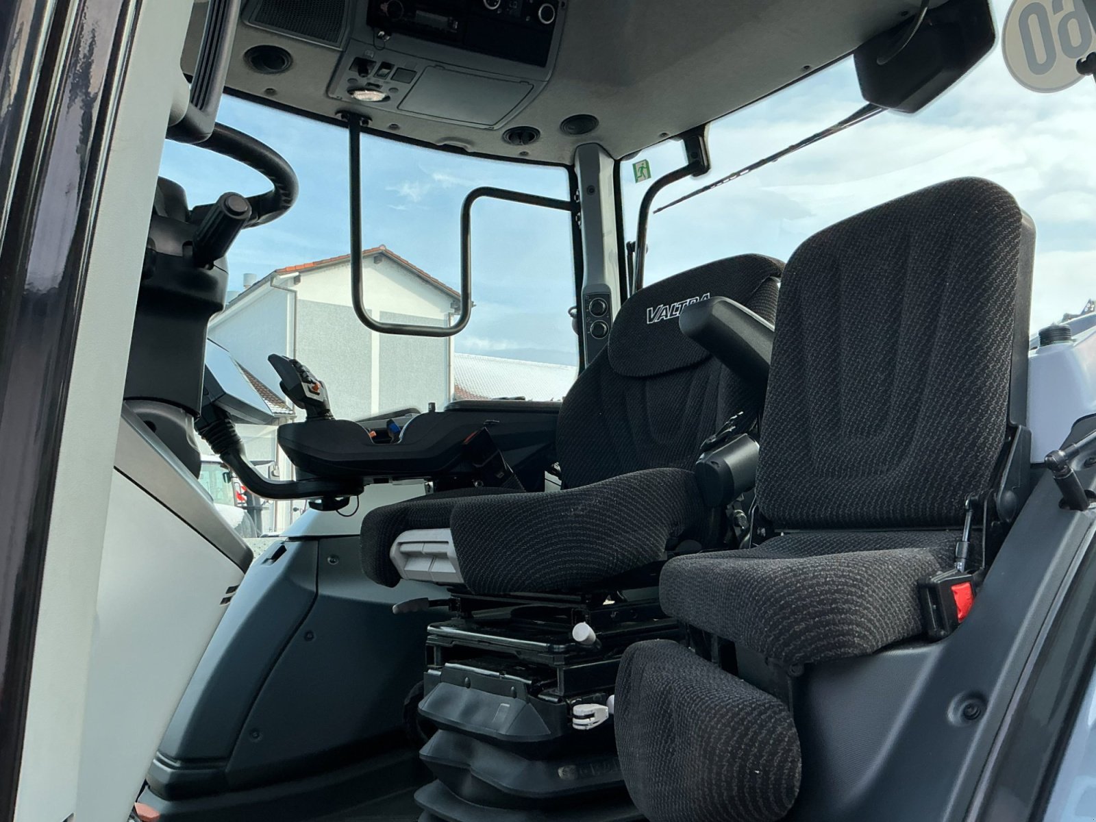 Traktor za tip Valtra N 175 D, Gebrauchtmaschine u Deggendorf (Slika 9)