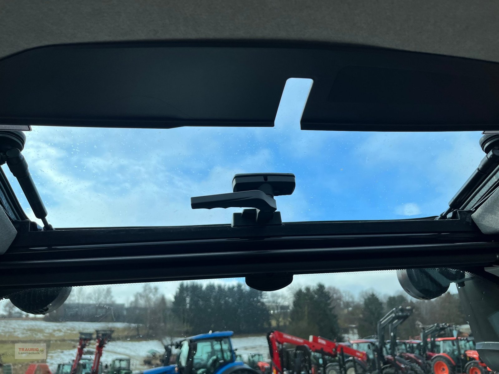 Traktor от тип Valtra N 175D mit Rüfa, Neumaschine в Mainburg/Wambach (Снимка 15)