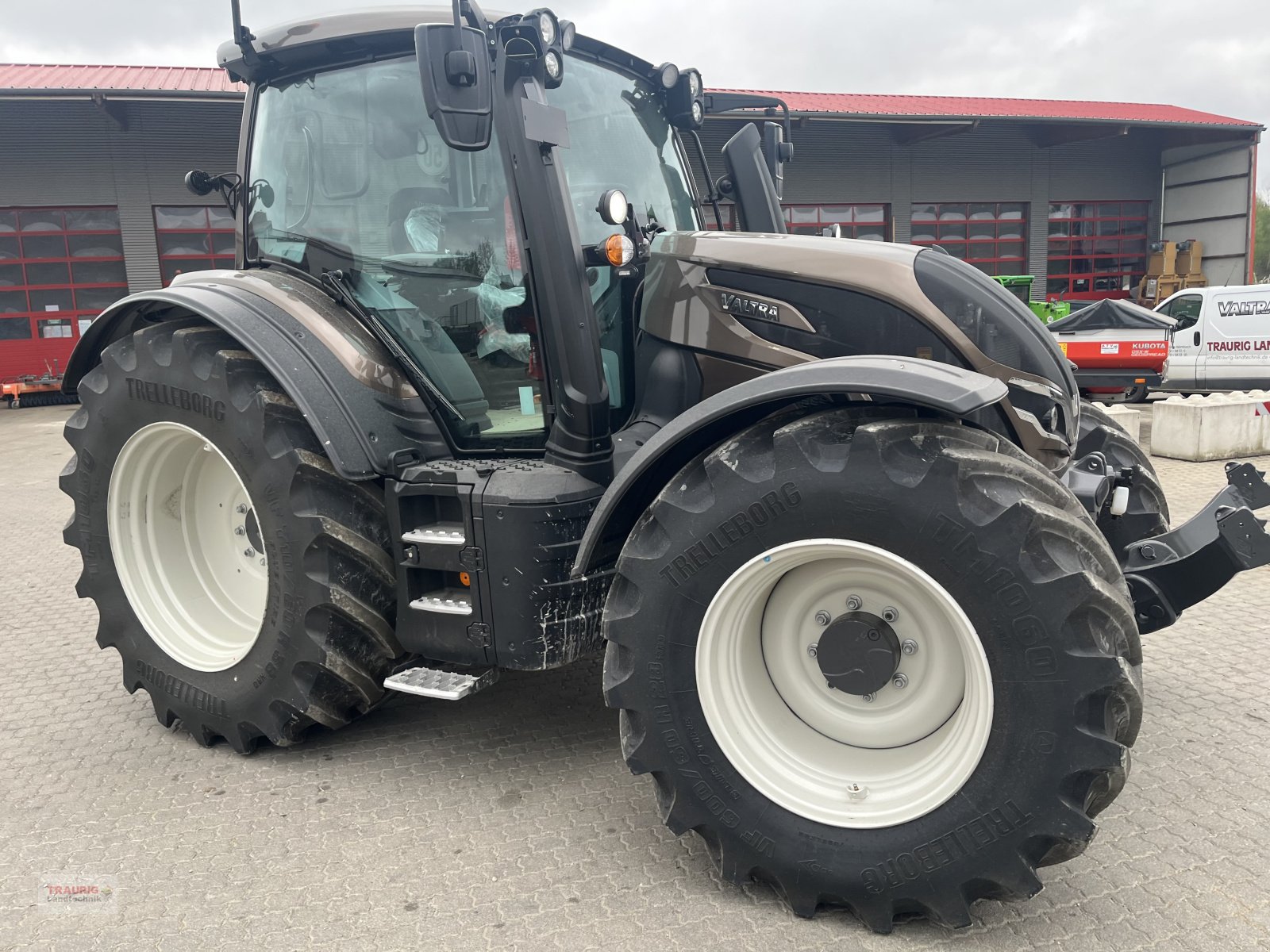 Traktor del tipo Valtra N 175D, Neumaschine In Mainburg/Wambach (Immagine 13)