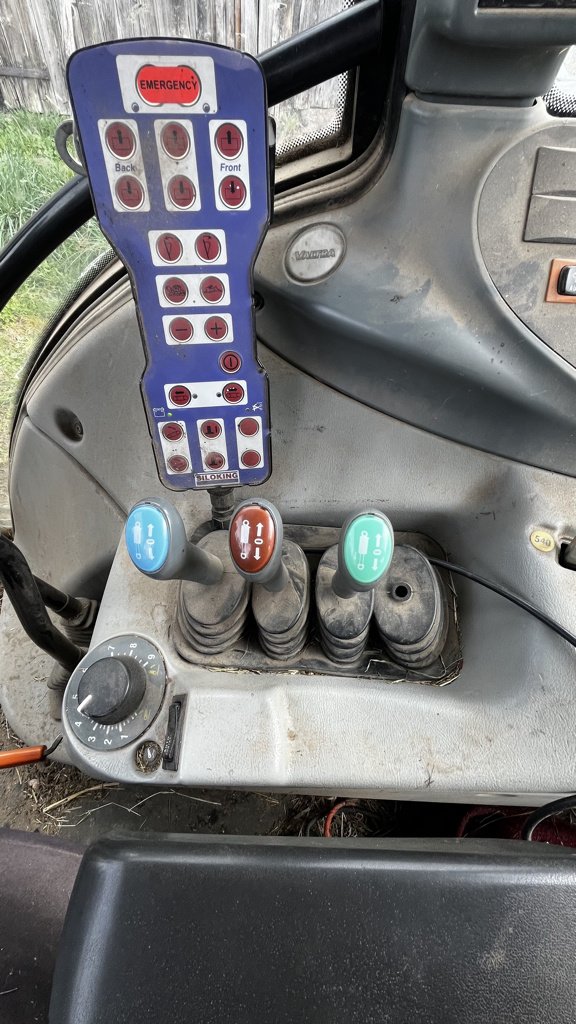 Traktor del tipo Valtra N 82 H, Gebrauchtmaschine In Nasbinals (Immagine 5)